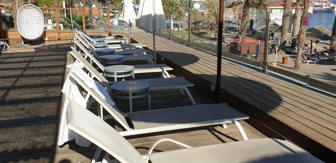 Sea Side Eilat Holiday Apartment Esterno foto